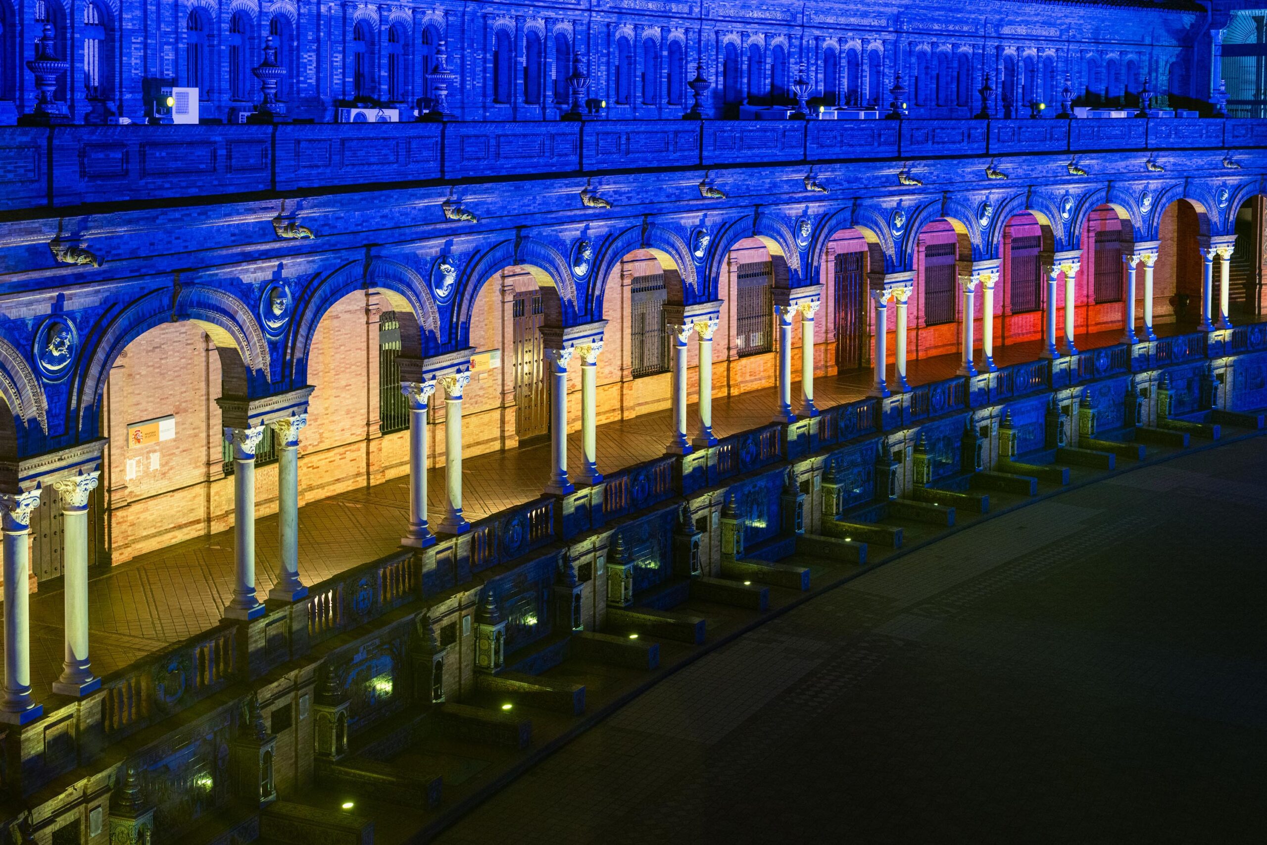 ICONICA PLAZA DETALLE 5
